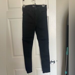 Abercrombie & Fitch Women's Black Skinny Jeans